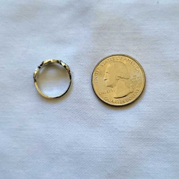 Vintage Silver Infinity Symbols Women's Ring With Little Dots Size 5 Women's - Picture 2 of 2